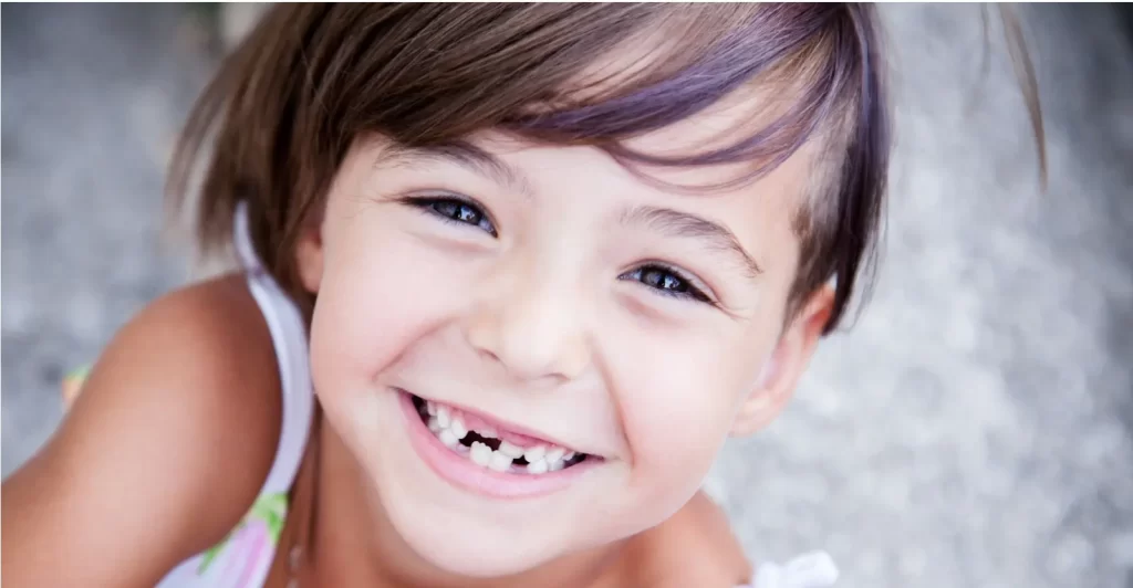 Tooth Extractions hero - Kid Grins